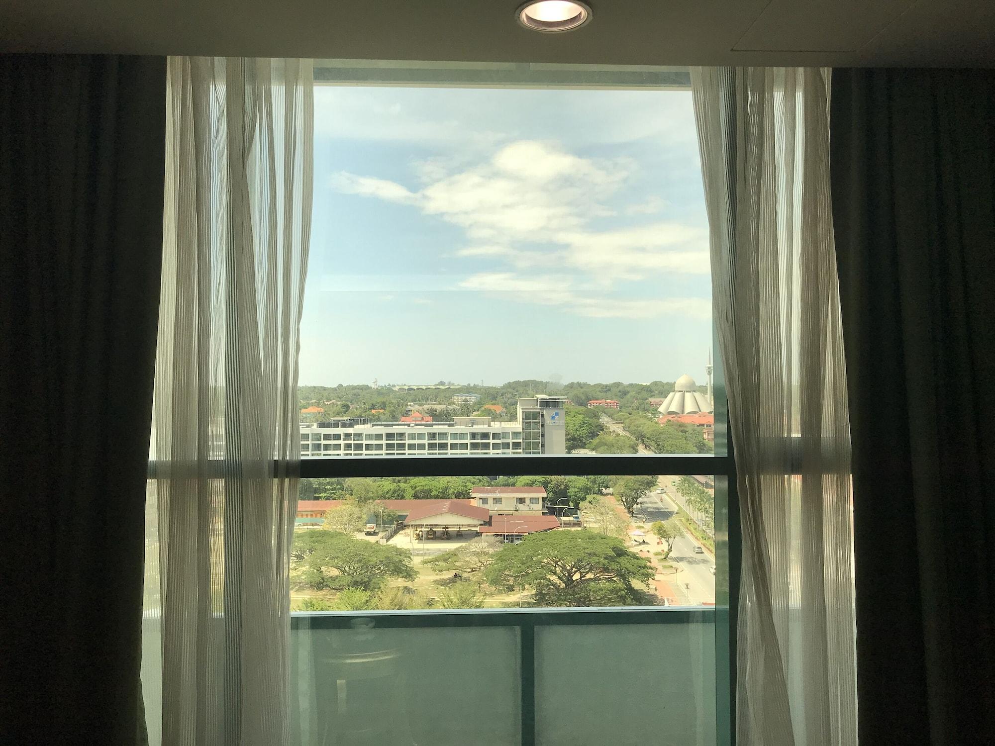Hotel Aifa Labuan Kültér fotó