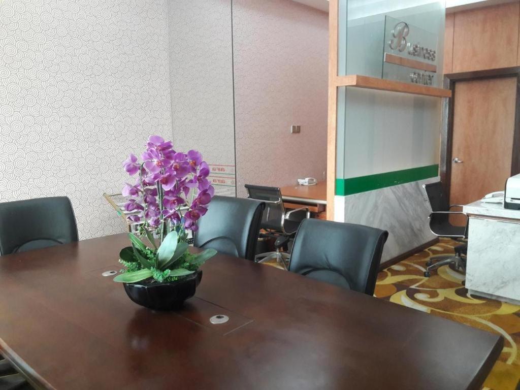 Hotel Aifa Labuan Kültér fotó