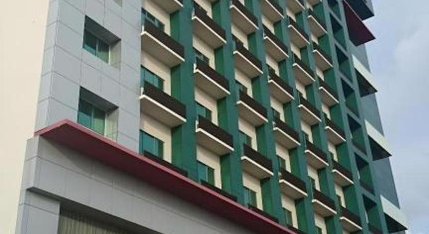 Hotel Aifa Labuan Kültér fotó