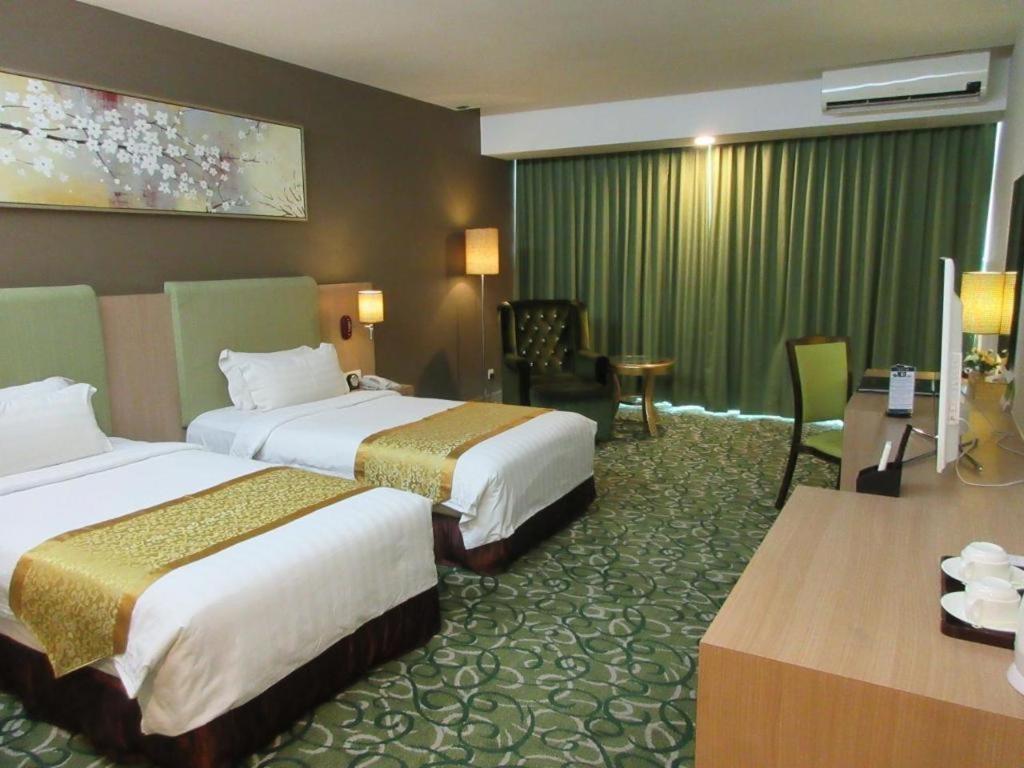 Hotel Aifa Labuan Kültér fotó